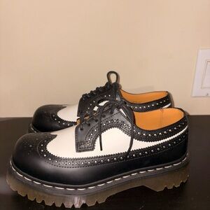 Dr. Martens Bex Smooth Leather Brogue Shoes